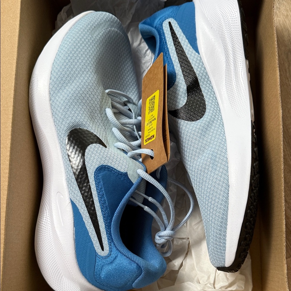 Nike Light Blue and Black Running Shoes